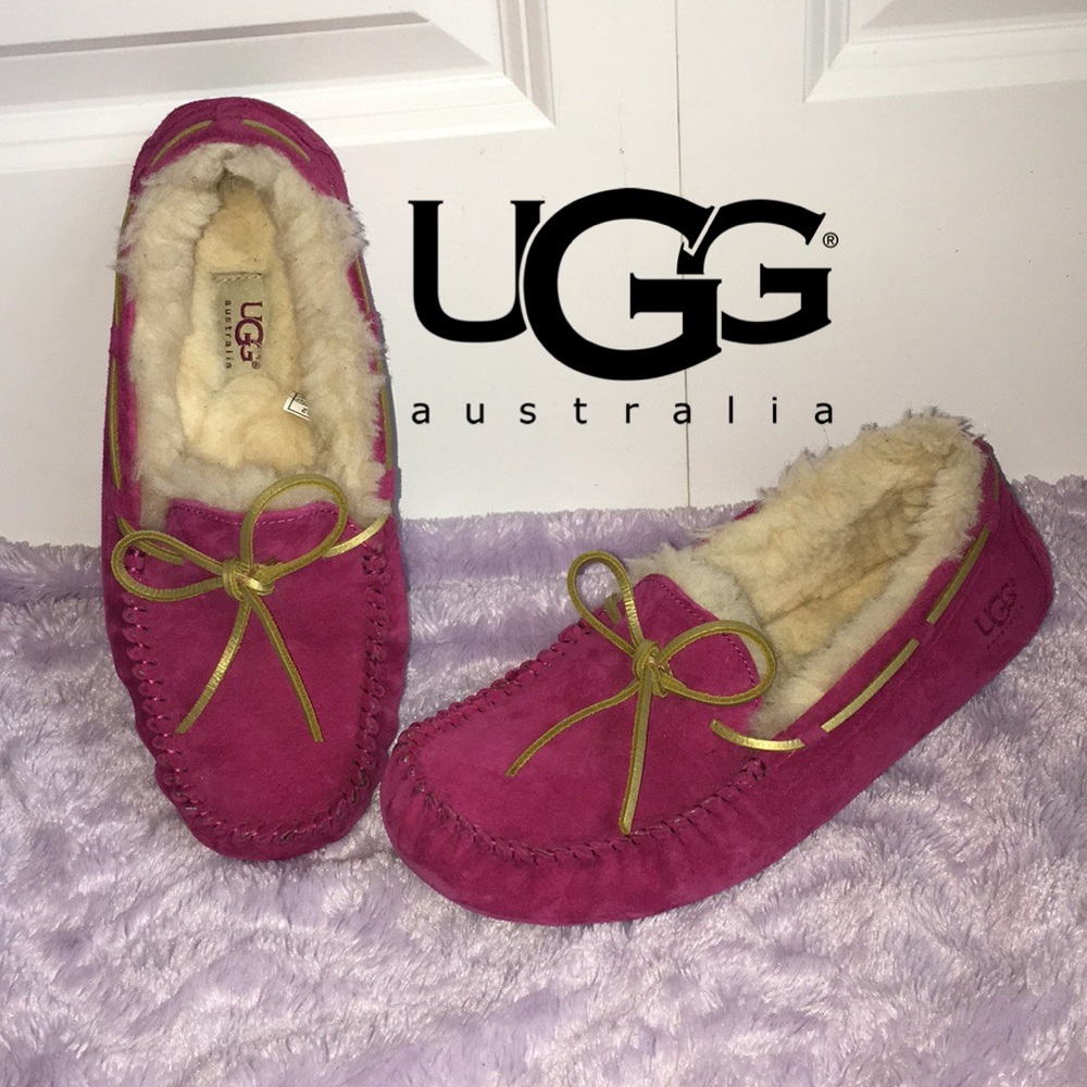 PInk UGG Dakota Moccasins!